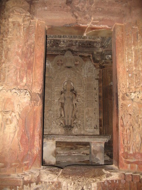 File:Lakshman Temple 8.jpg